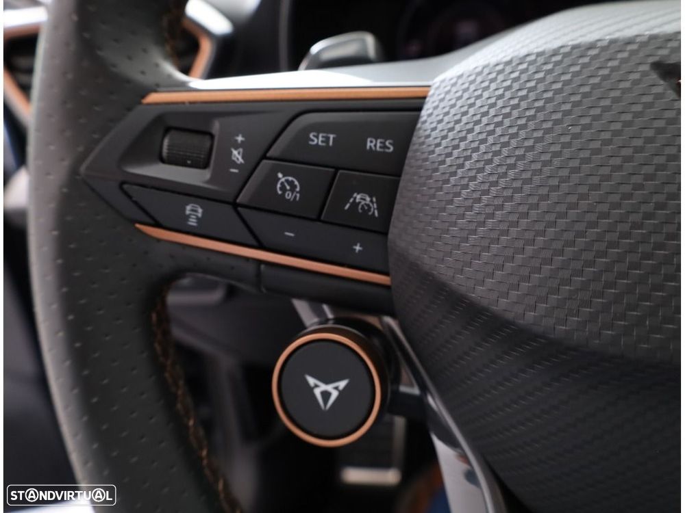 Cupra Leon 1.4 e-Hybrid DSG - 36