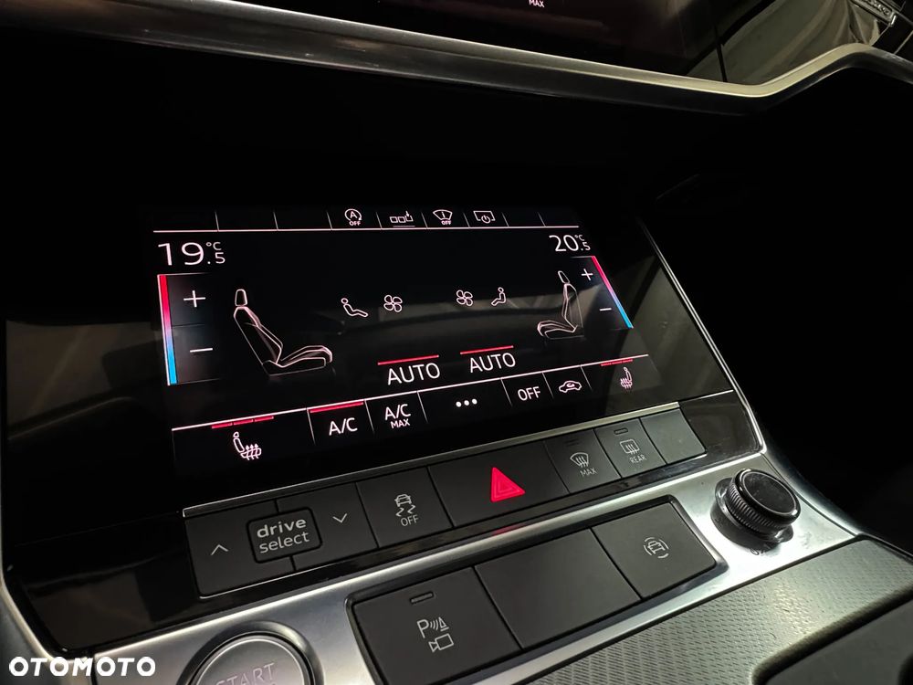 Audi A6 Avant 40 TDI quattro S tronic S line - 25