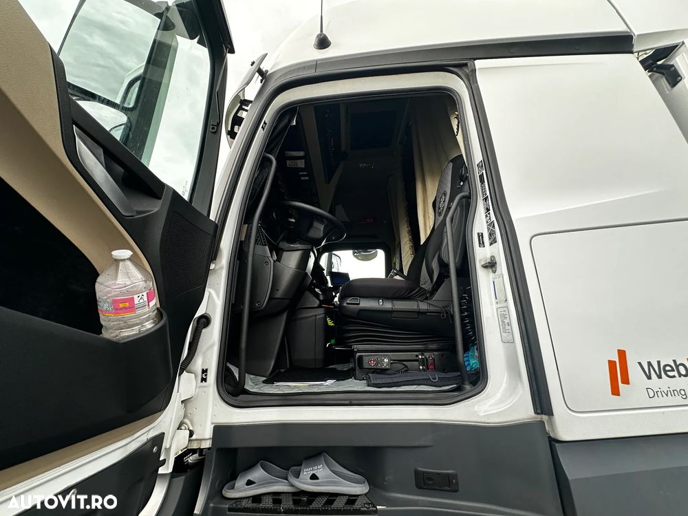 Mercedes-Benz ACTROS - 6