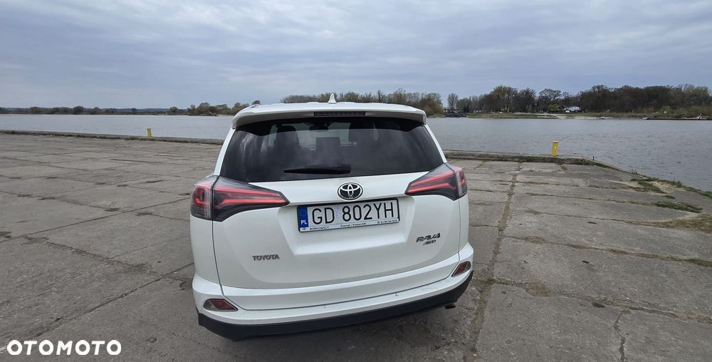 Toyota RAV4 2.0 Premium 4x4 MS - 8