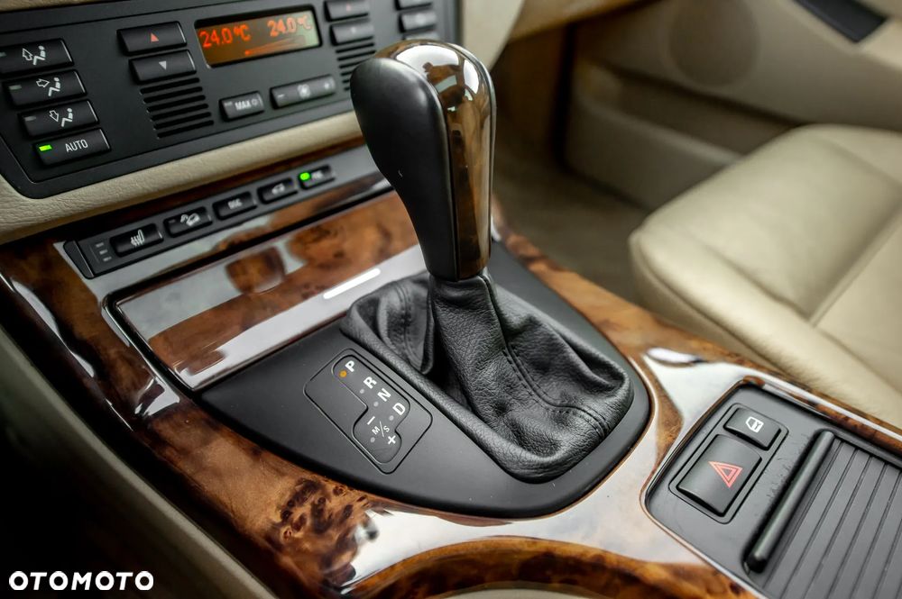 BMW X5 3.0 i Edition Exclusive - 30