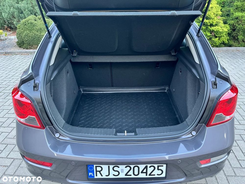 Chevrolet Cruze 1.8 LT+ - 24