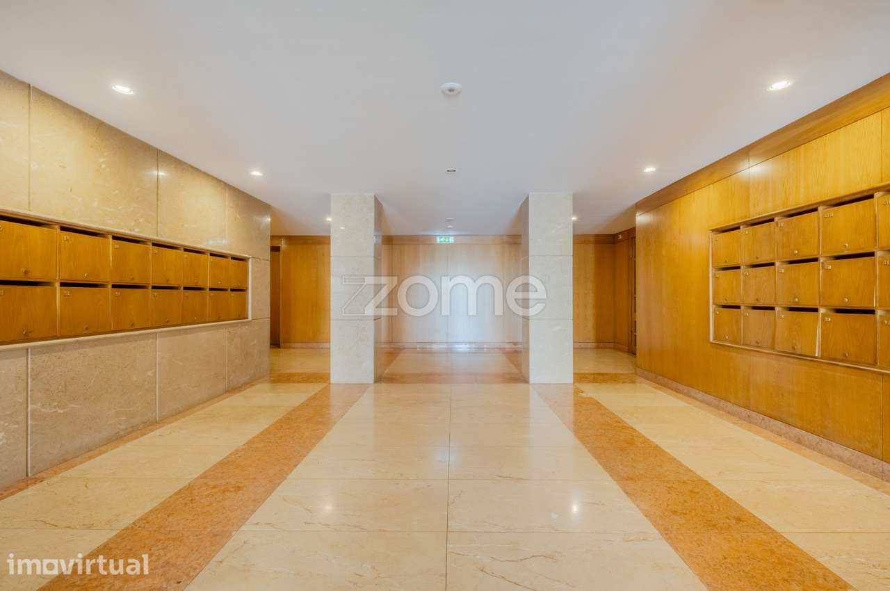 Apartamento T3 com varanda e vista desafogada sobre o rio e o mar - Grande imagem: 4/39
