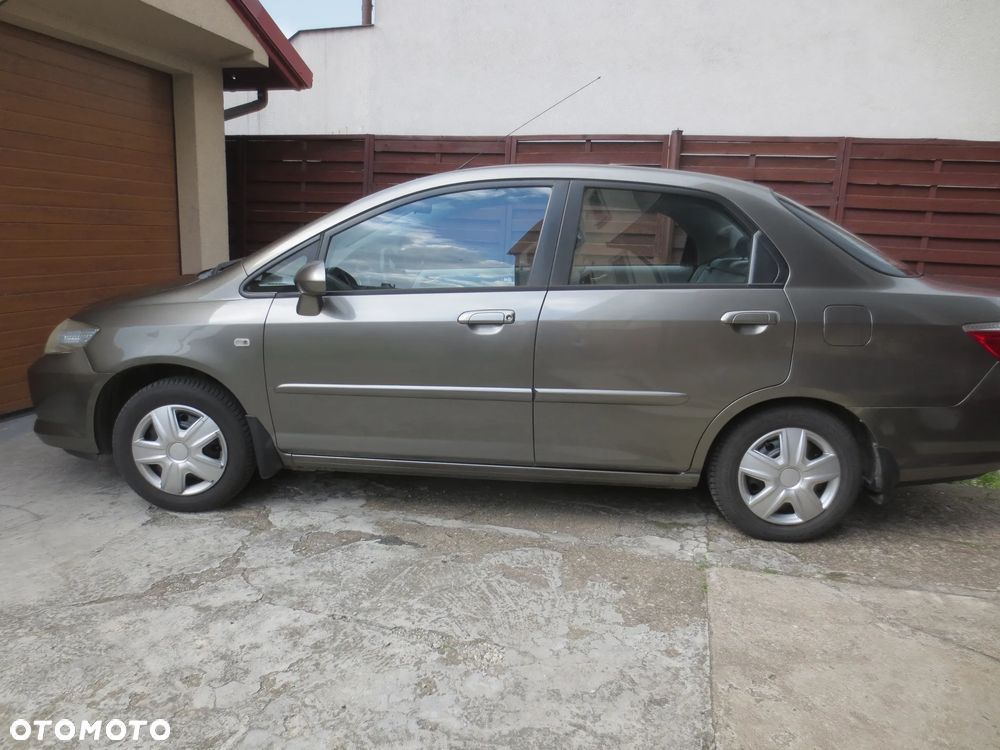 Honda City 1.4 Comfort - 2