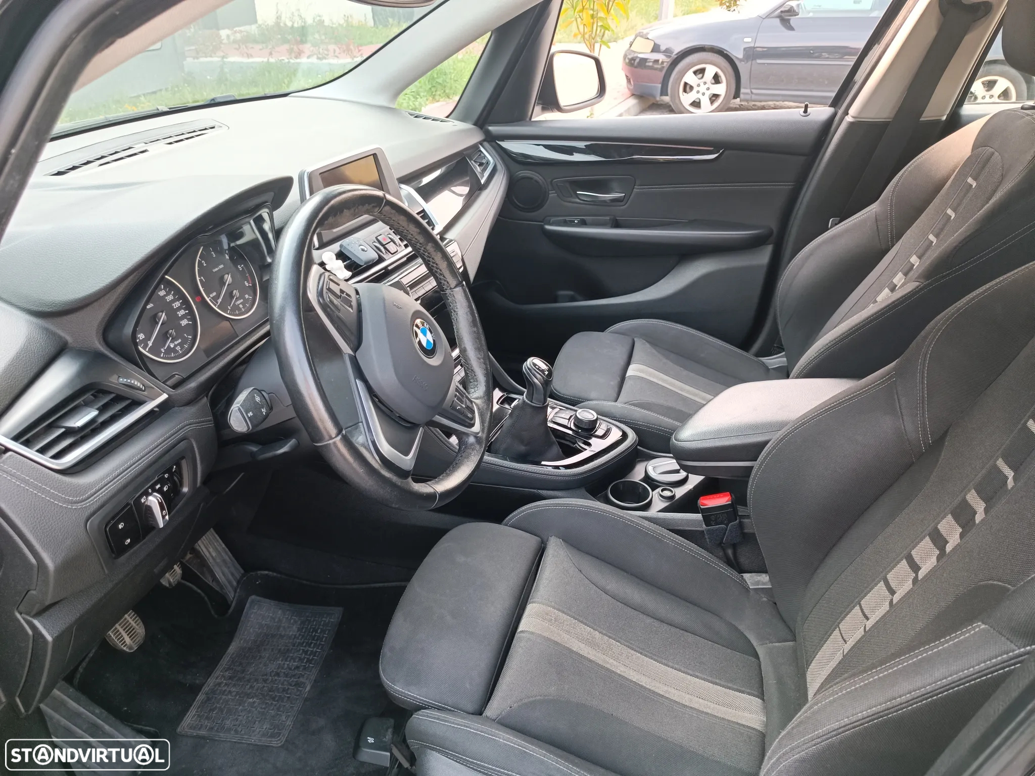 BMW 216 Active Tourer d Line Sport - 11