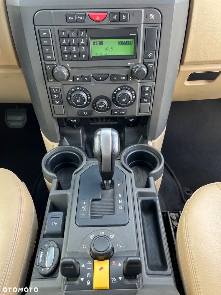 Land Rover Discovery TD V6 HSE - 13
