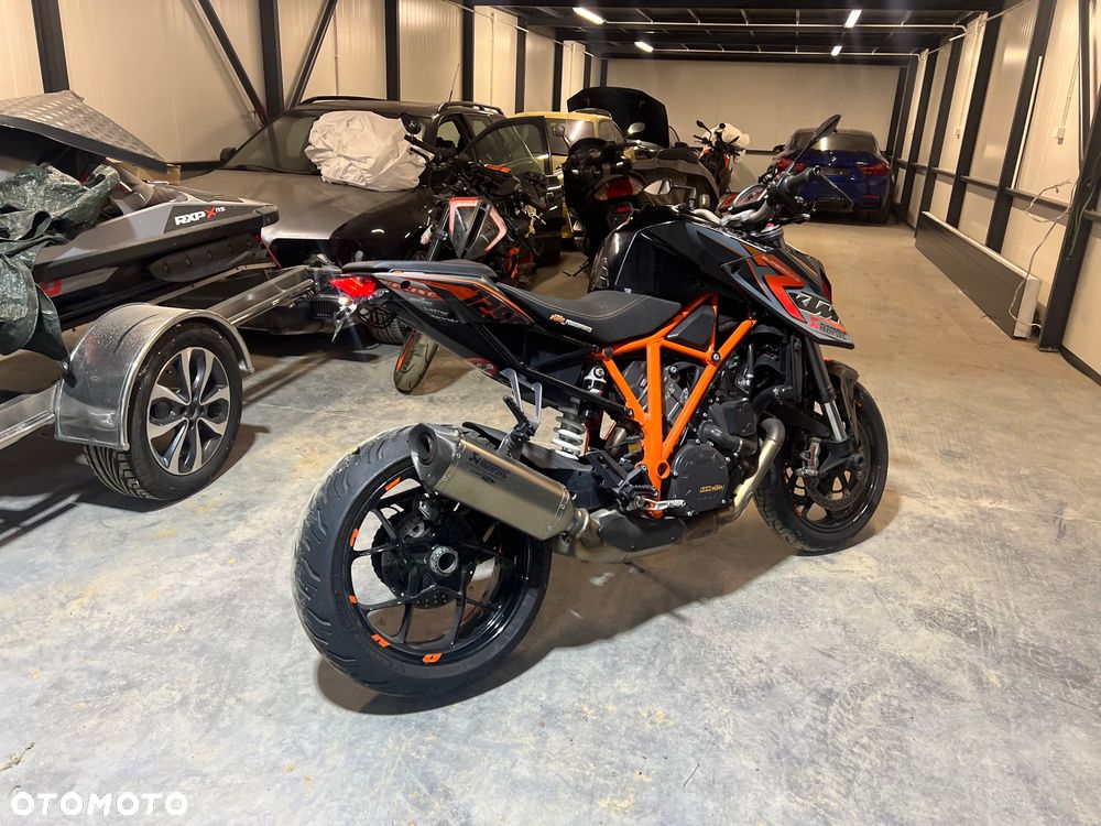 KTM Super Duke - 10