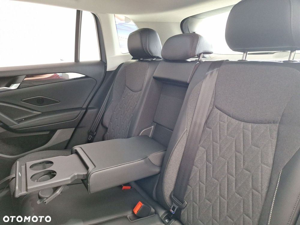 Volkswagen Tiguan - 16