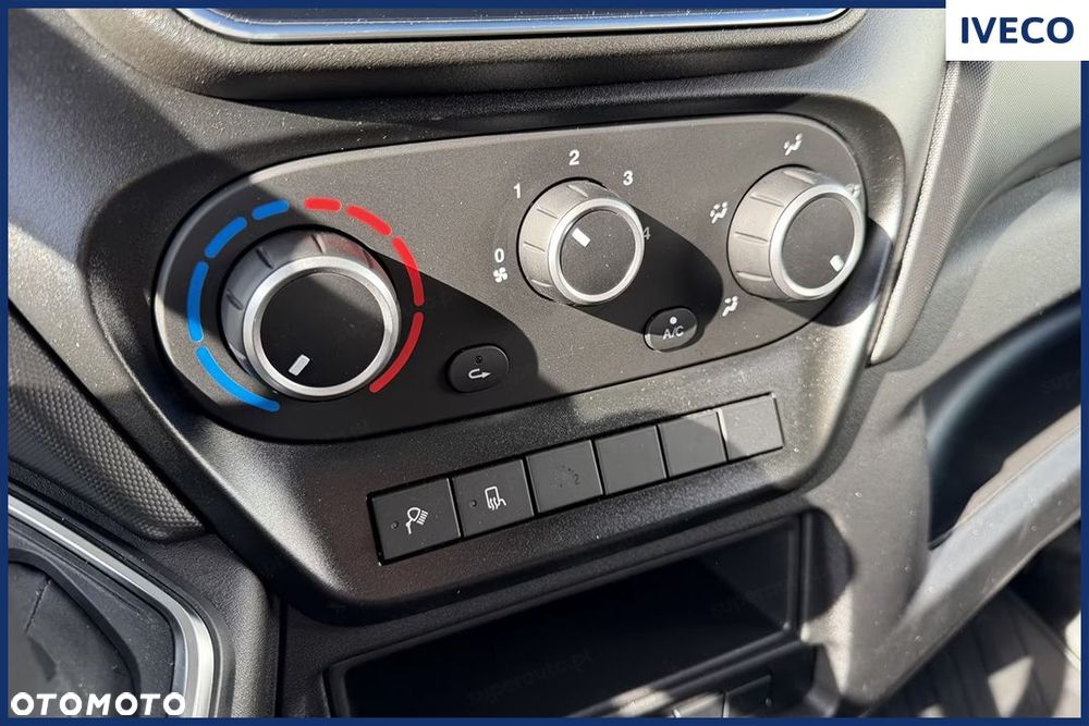 Iveco Daily 35S16 12m3 Hi-Matic 2.3 156KM - 13