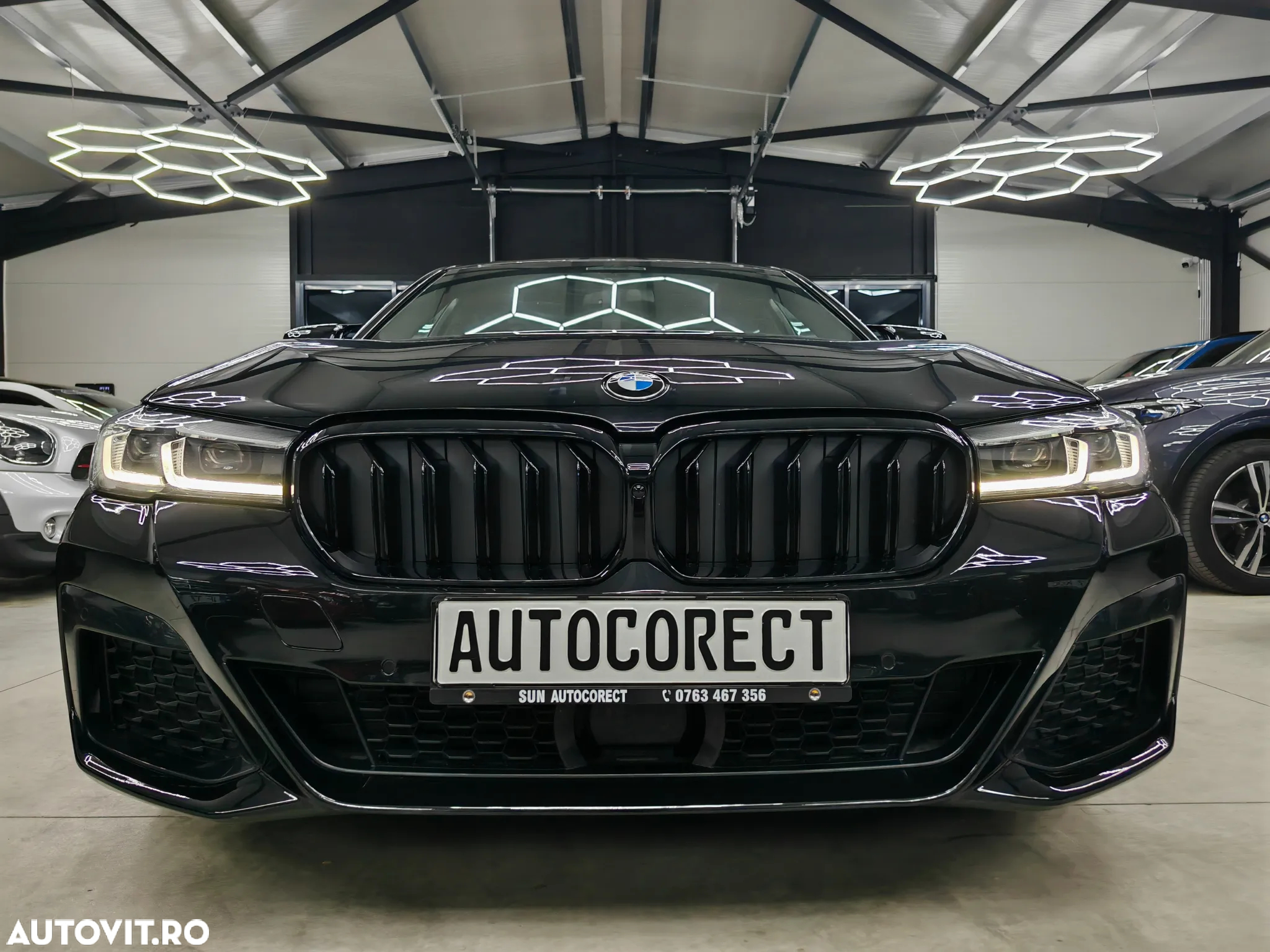 BMW Seria 5 530i Aut. M Sport Edition - 31