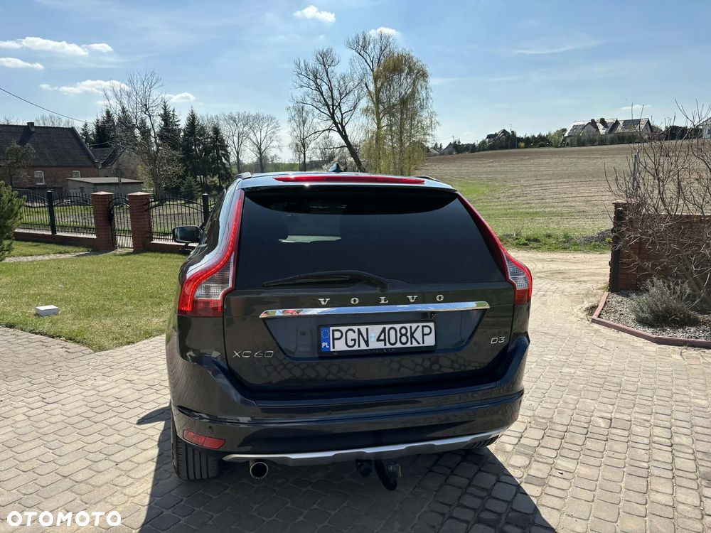 Volvo XC 60 D3 Momentum - 4