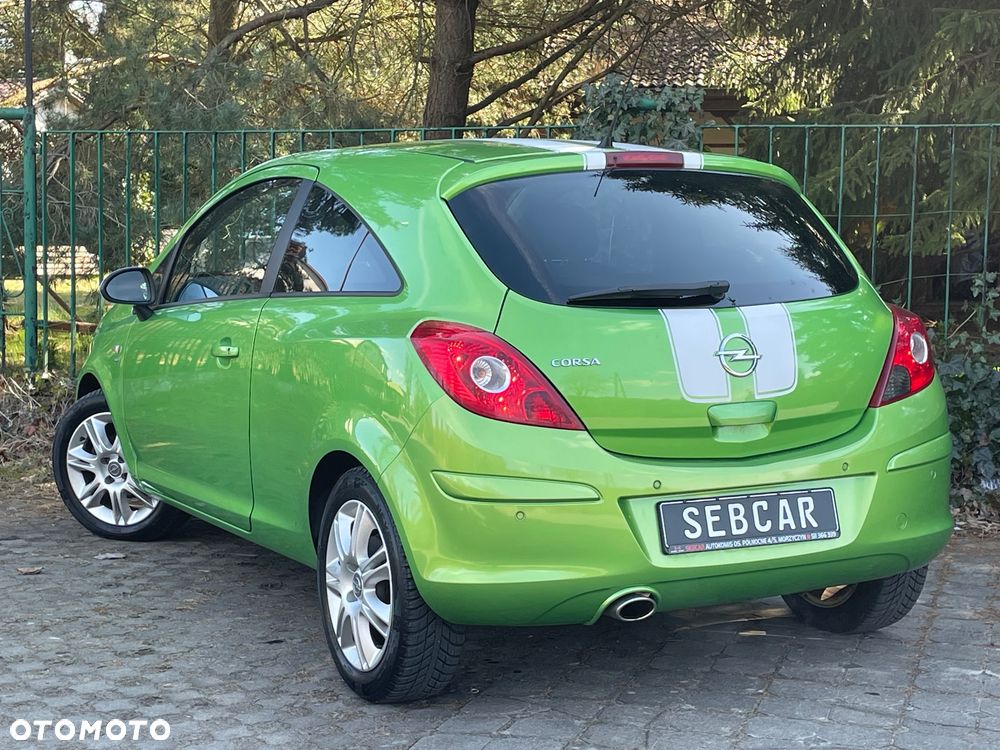 Opel Corsa - 32