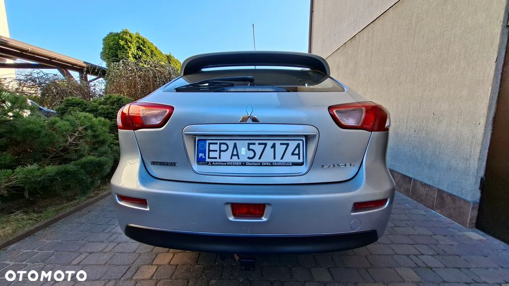 Mitsubishi Lancer 1.5 - 4