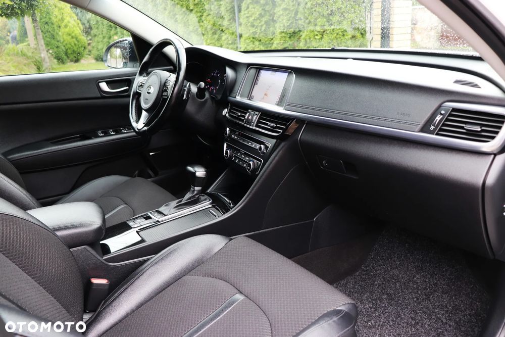 Kia Optima 1.7 CRDI XL DCT - 26