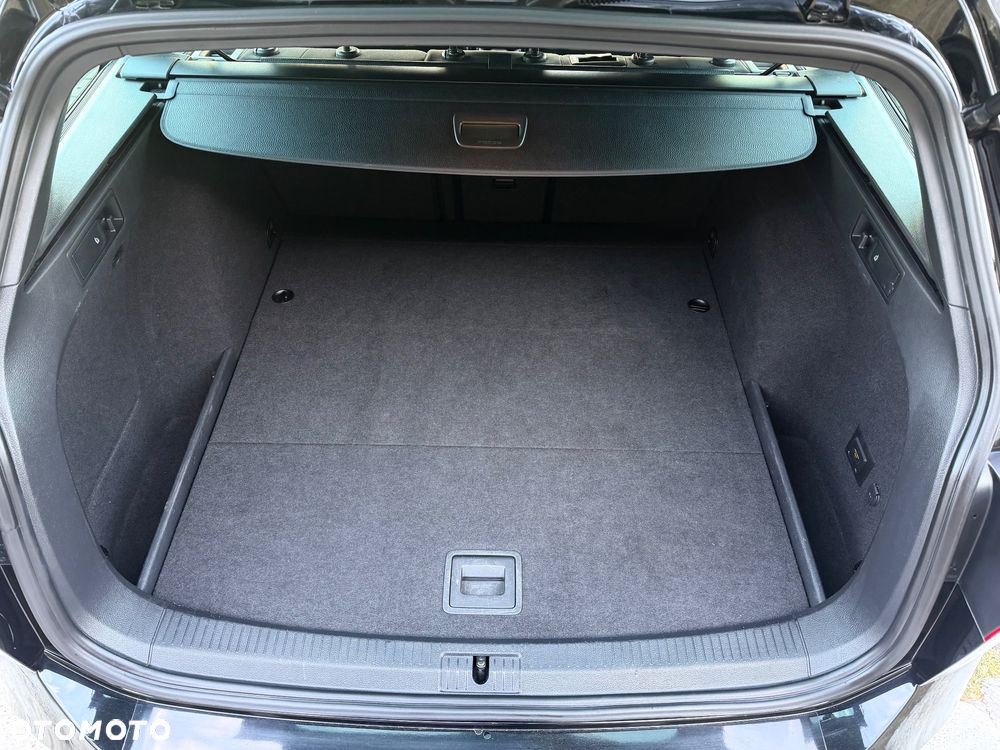 Volkswagen Golf GTD 2.0 TDI SCR DSG - 13