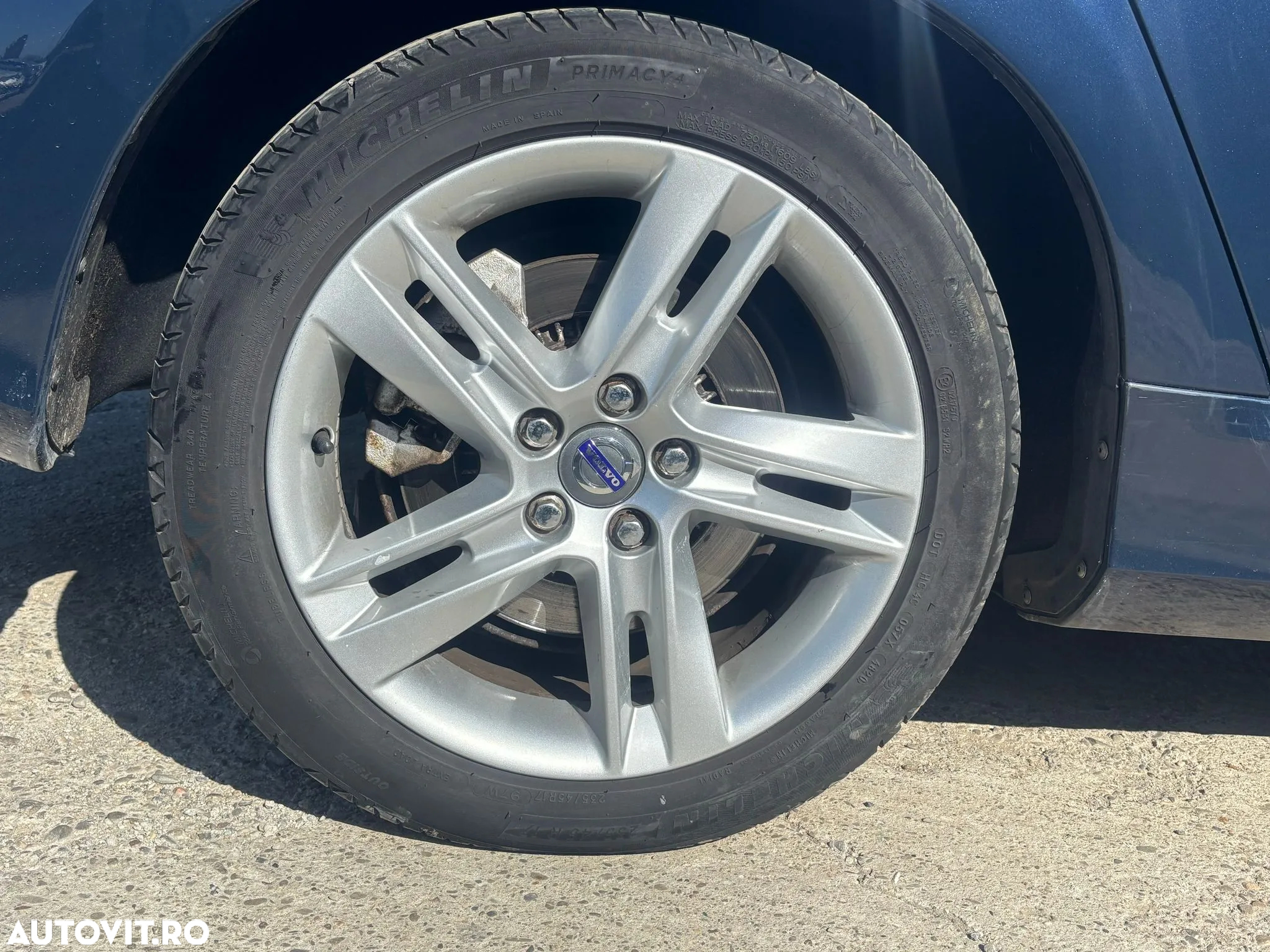 Volvo V60 D6 Plug-In-Hybrid AWD Geartronic Summum - 26