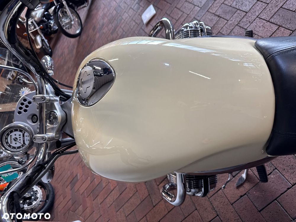 BMW R - 22