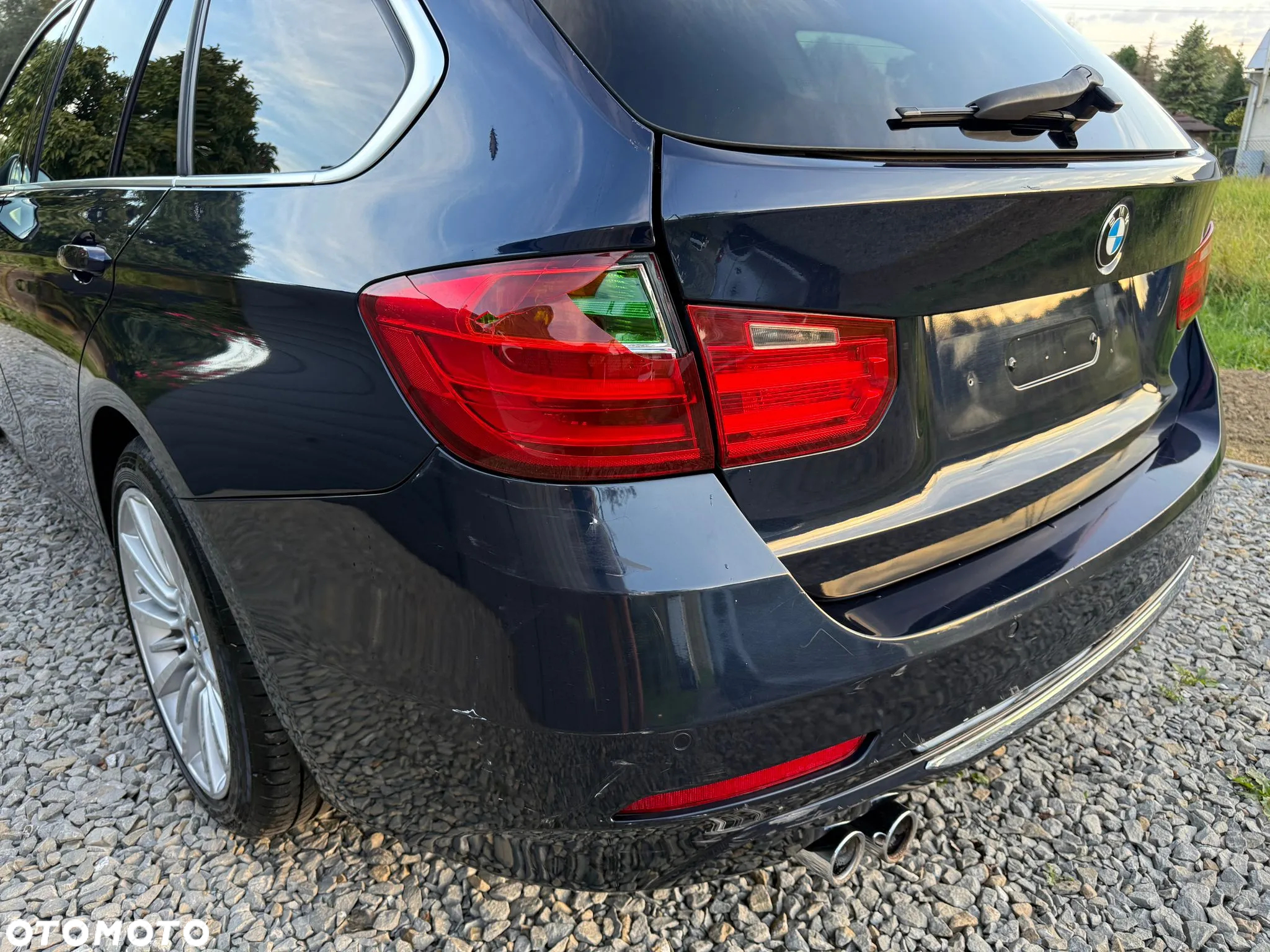 BMW Seria 3 330d Touring xDrive Sport-Aut Blue Performance Luxury Line - 16
