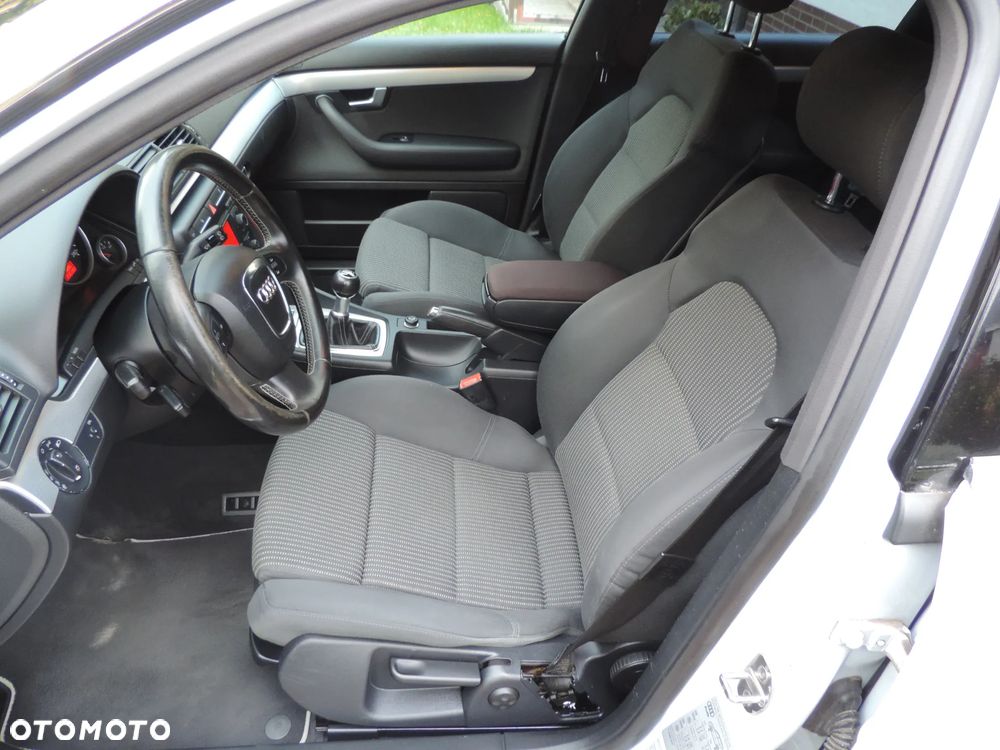 Audi A4 Avant - 5