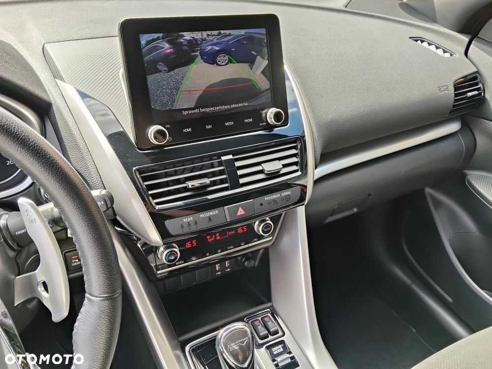 Mitsubishi Eclipse Cross 4WD Intro Edition - 18