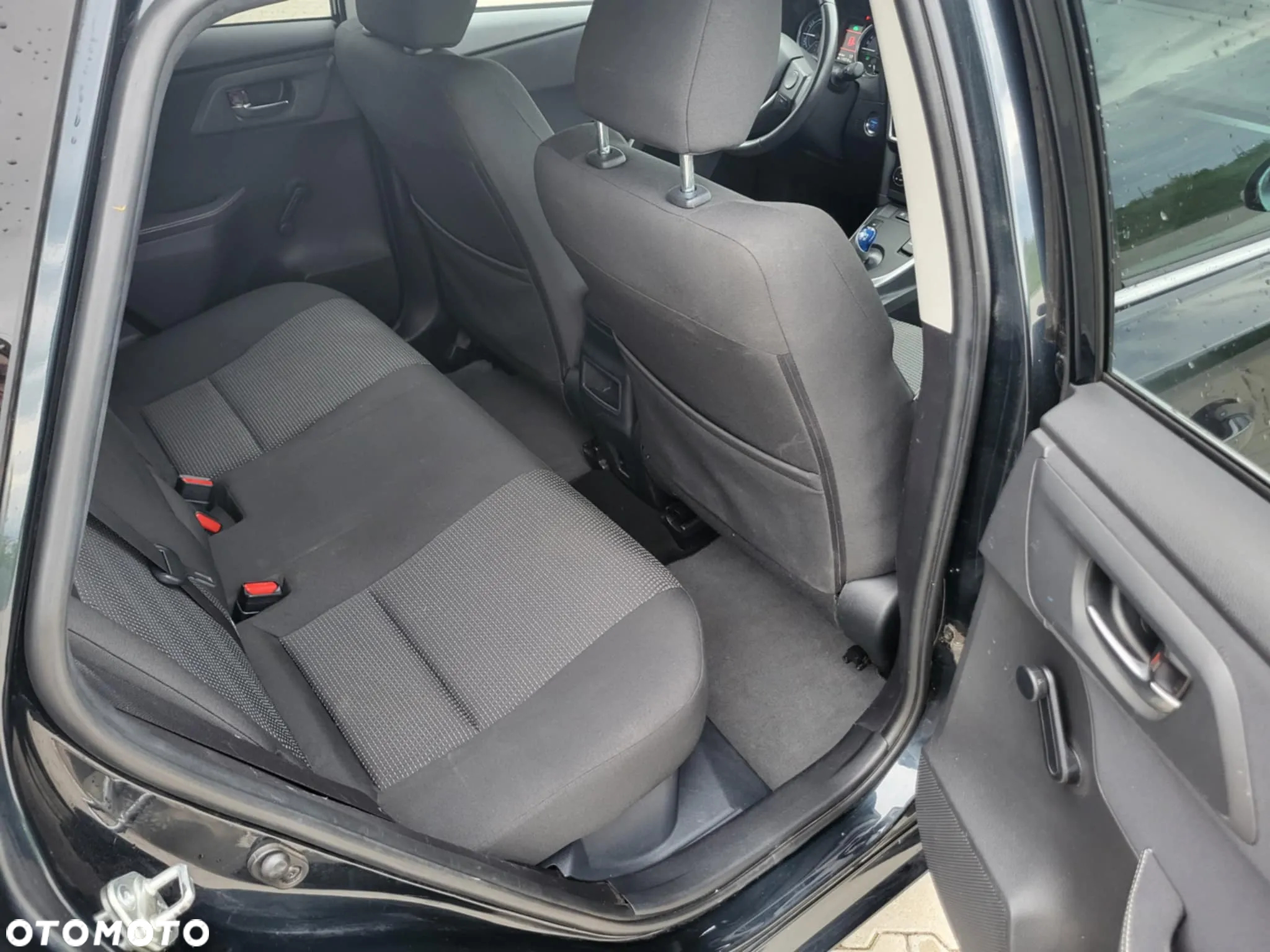 Toyota Auris 1.8 Hybrid Executive - 11