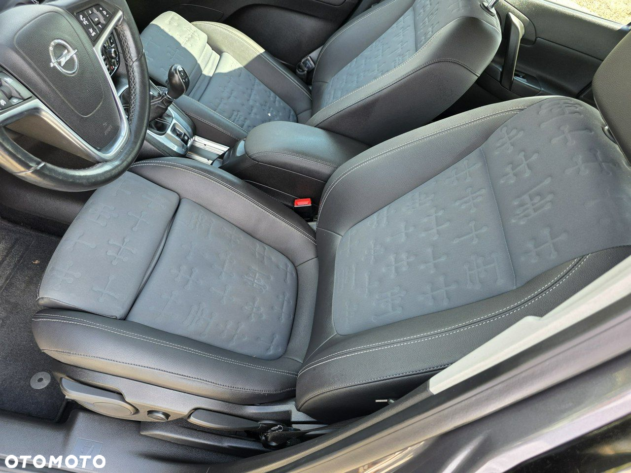 Opel Meriva 1.4 150 Jahre - 24