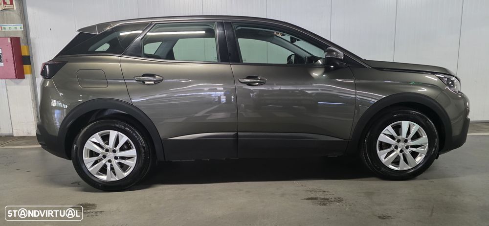 Peugeot 3008 1.2 PureTech Active Pack - 18