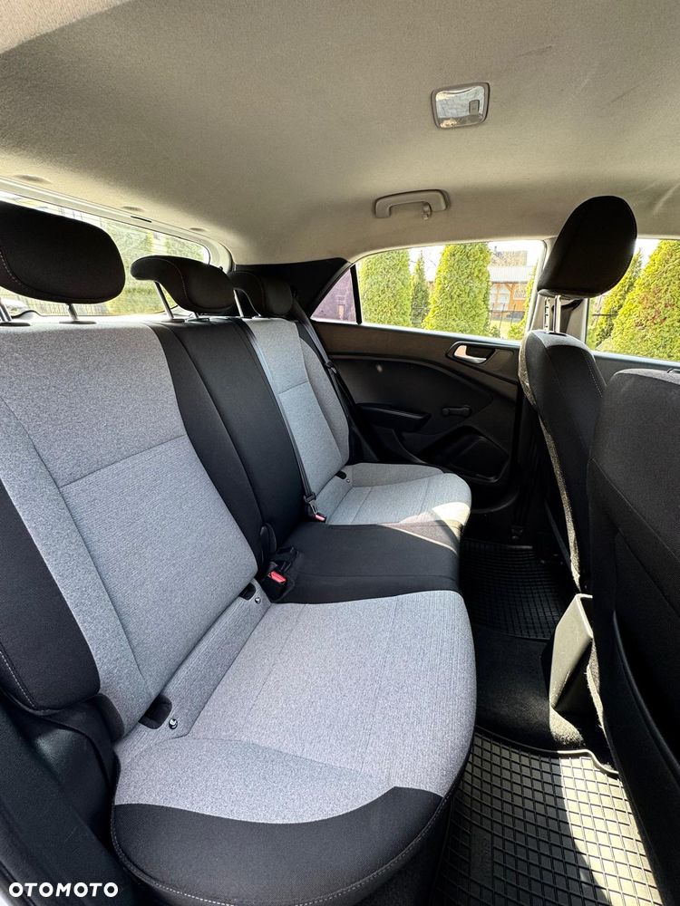 Hyundai i20 blue 1.2 Classic - 33