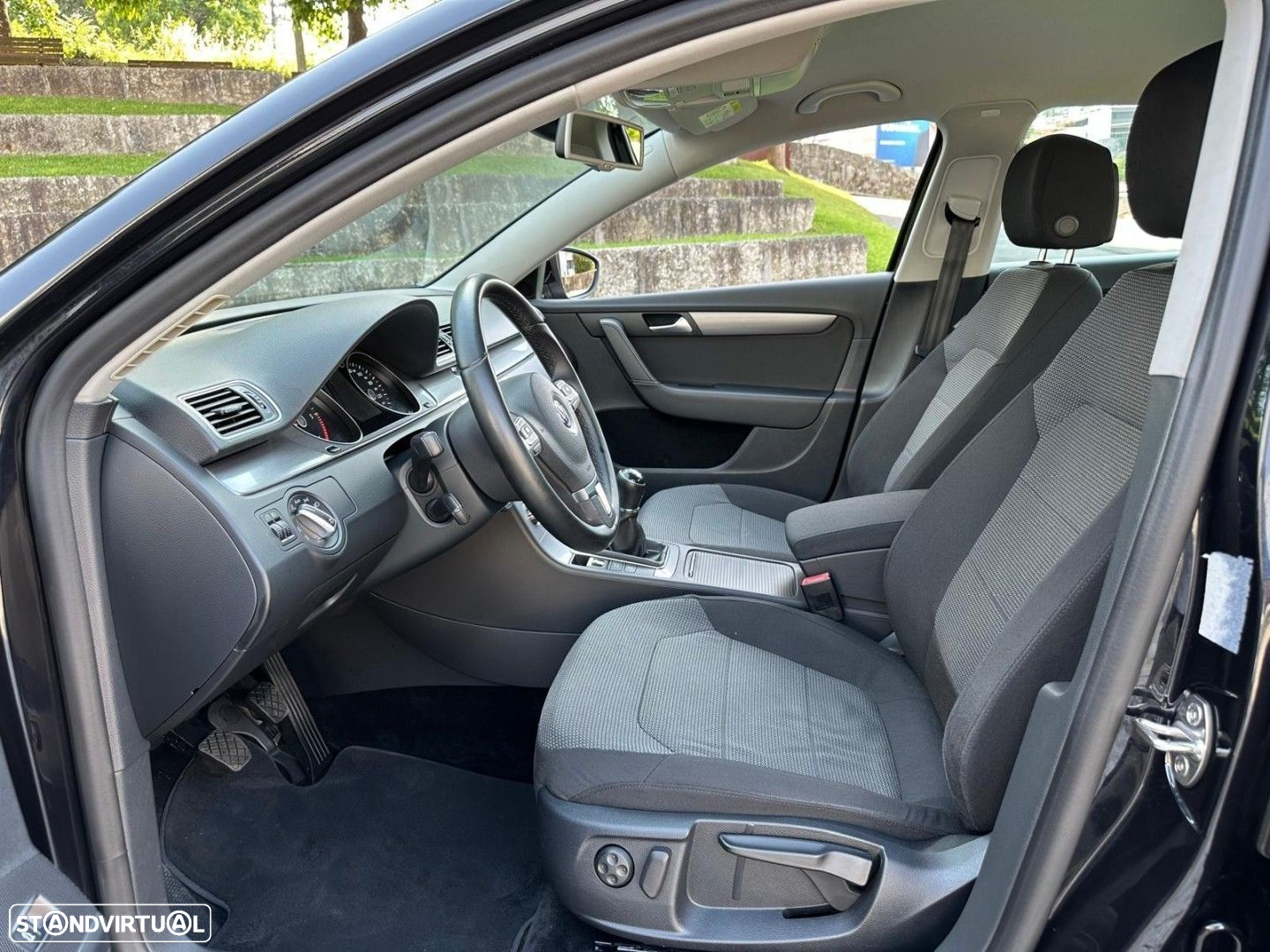 VW Passat 1.6 TDI BlueMotion - 15