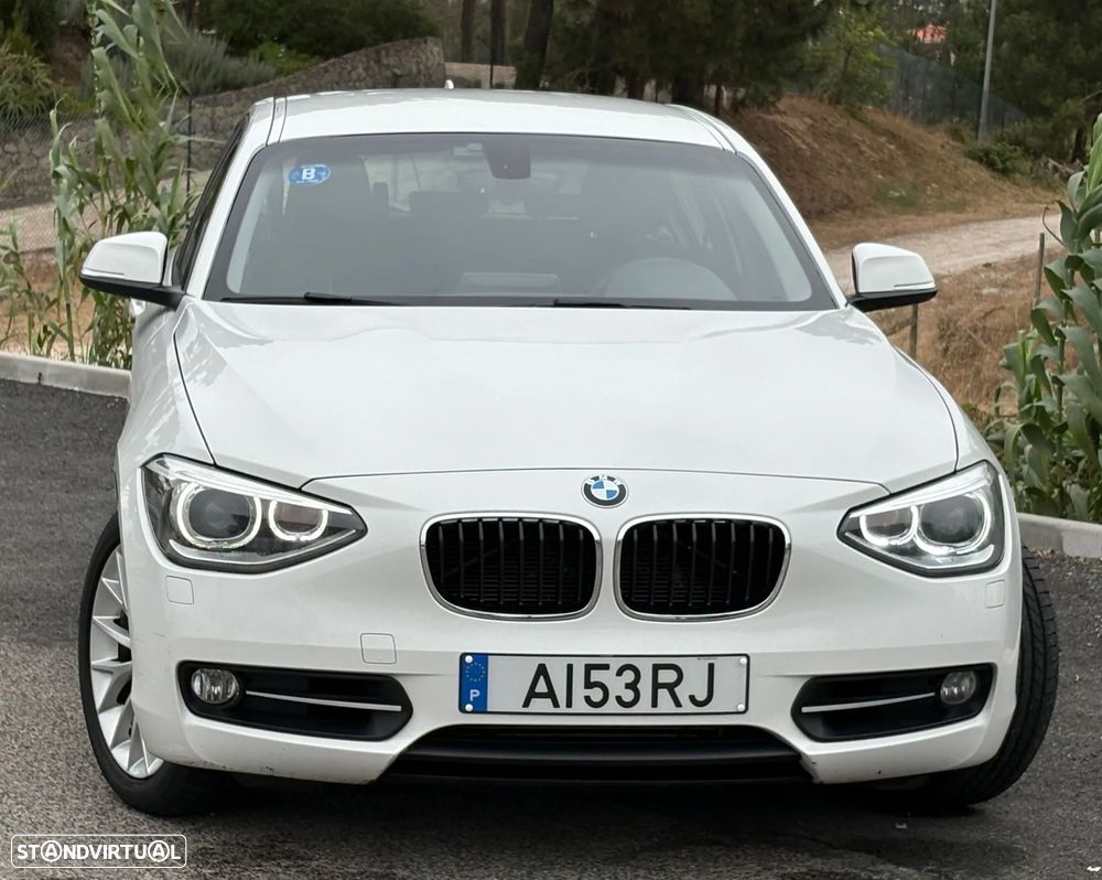 BMW 120 d Sport Line — fotografia 14