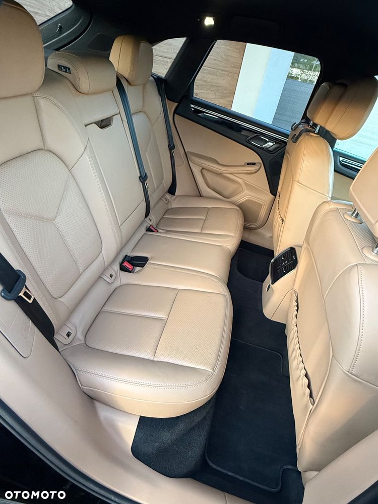 Porsche Macan PDK - 24