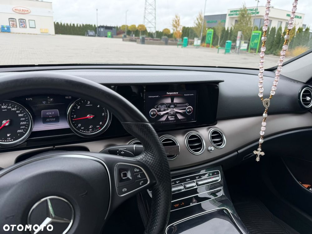 Mercedes-Benz Klasa E 200 d 9G-TRONIC - 8