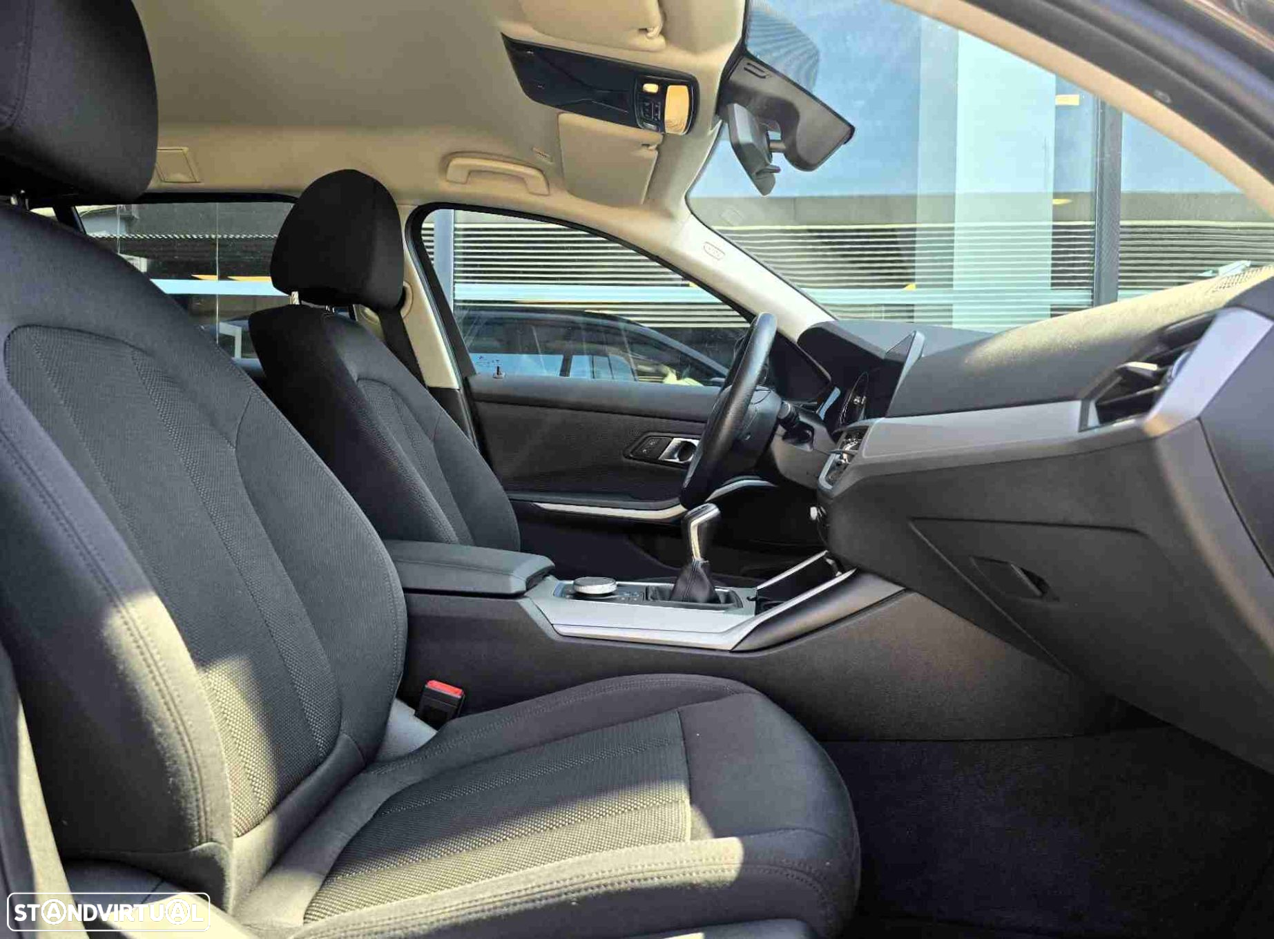 BMW 318 d Touring - 9
