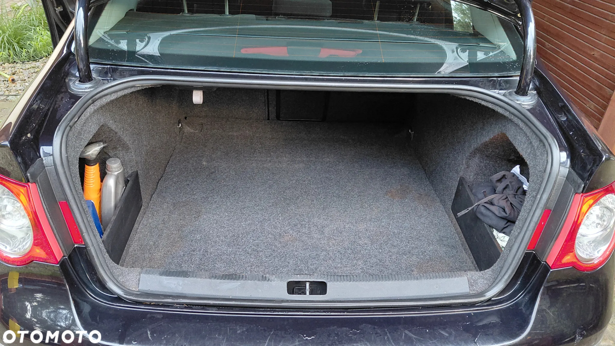 Volkswagen Passat 2.0 TDI DPF Highline - 9
