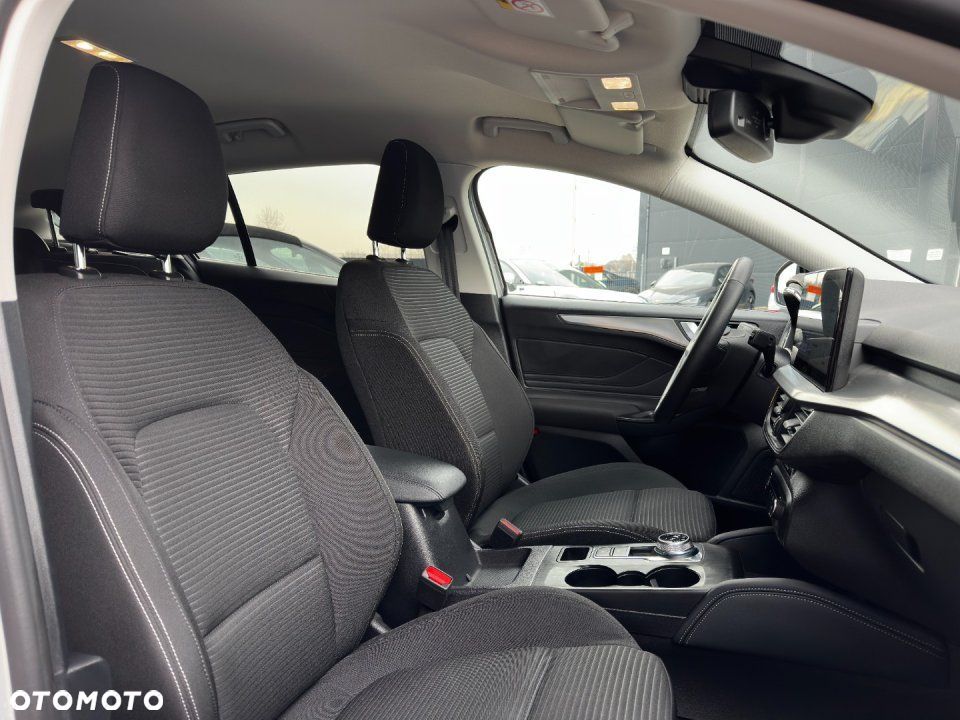 Ford Focus - 22