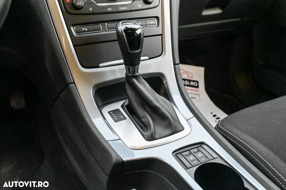 Ford Mondeo 2.0 TDCi Powershift Business Class - 17