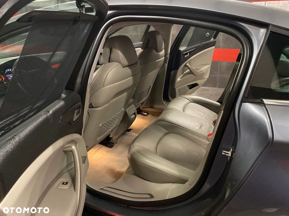 Citroën C5 2.0 16V Exclusive - 16