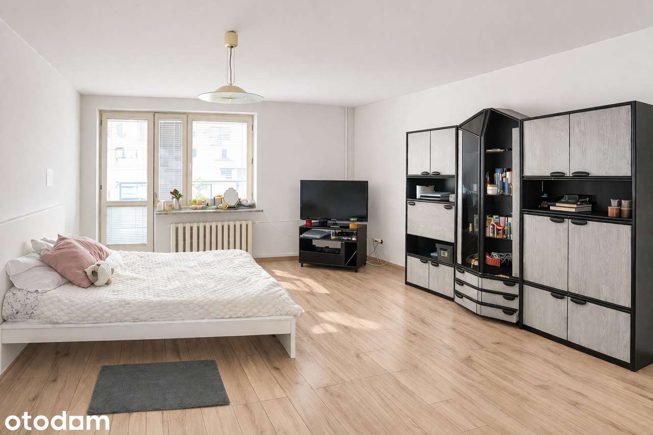 2-pokojowe mieszkanie z balkonem i komórką w Łodzi (garaż opcjonalnie)