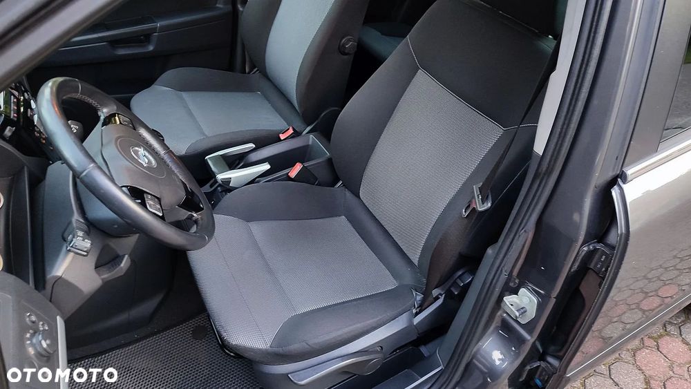 Opel Zafira 1.8 Cosmo - 23