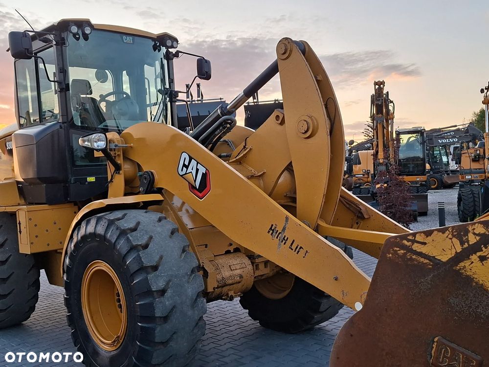 Caterpillar CAT 930 M - 10