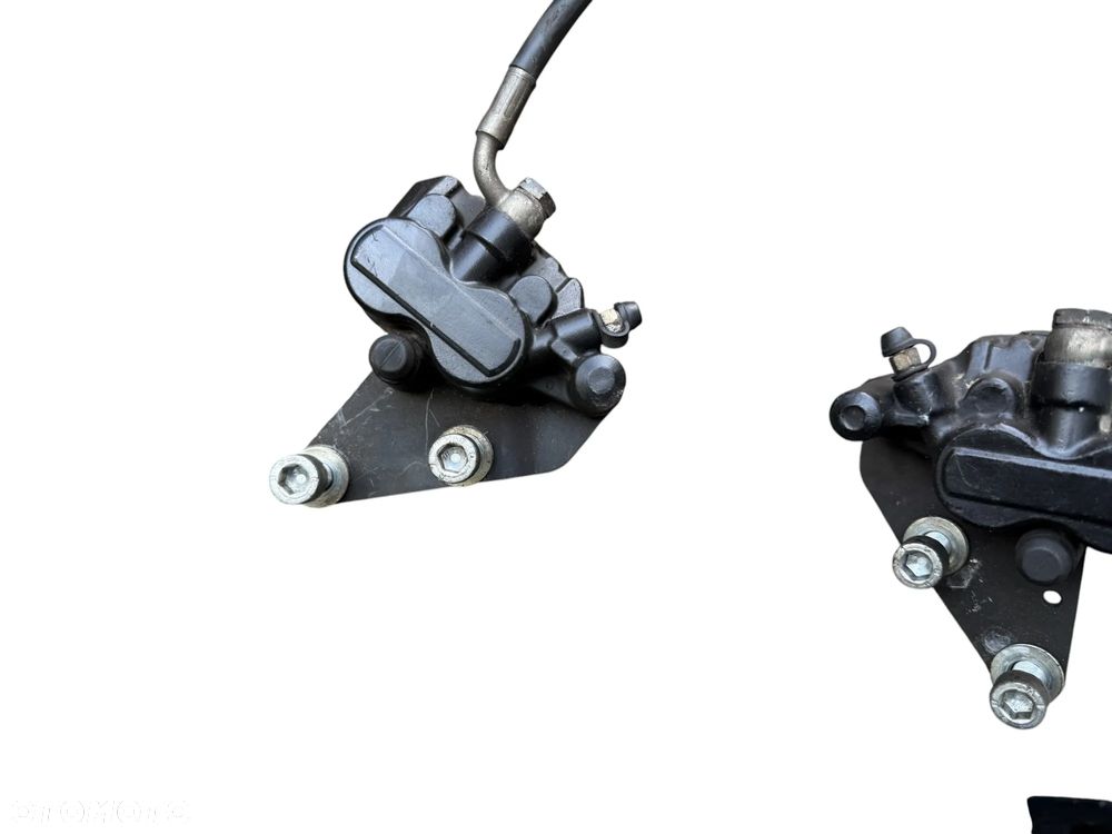 Zacisk pompa przód   Piaggio X8   400  XEVO 400 - 4