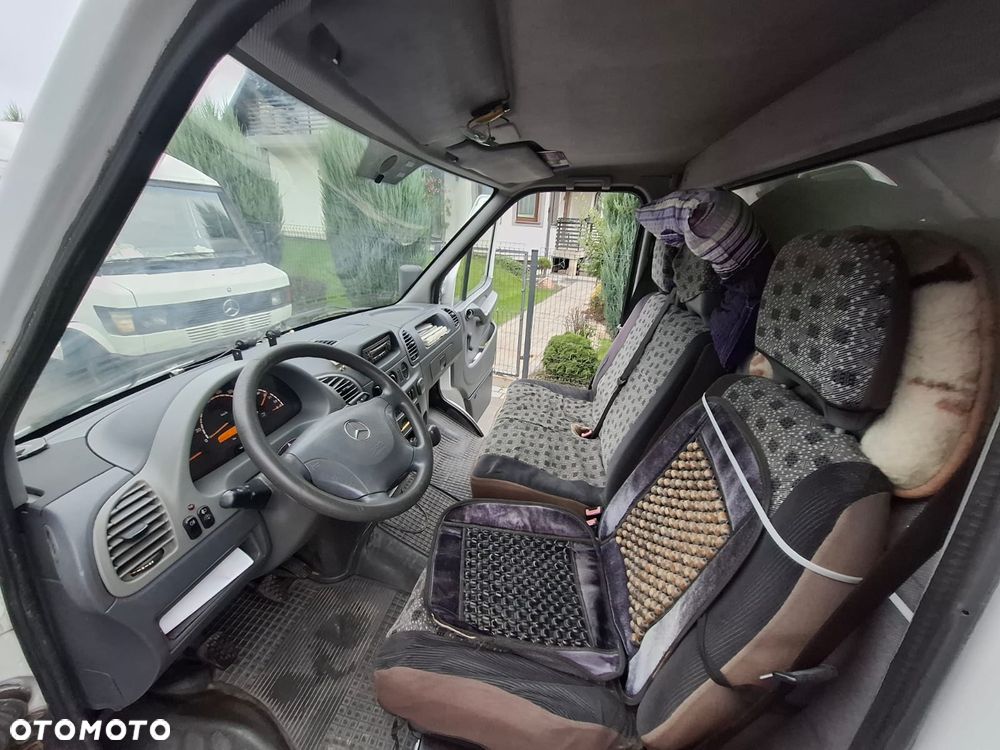 Mercedes-Benz Sprinter - 17