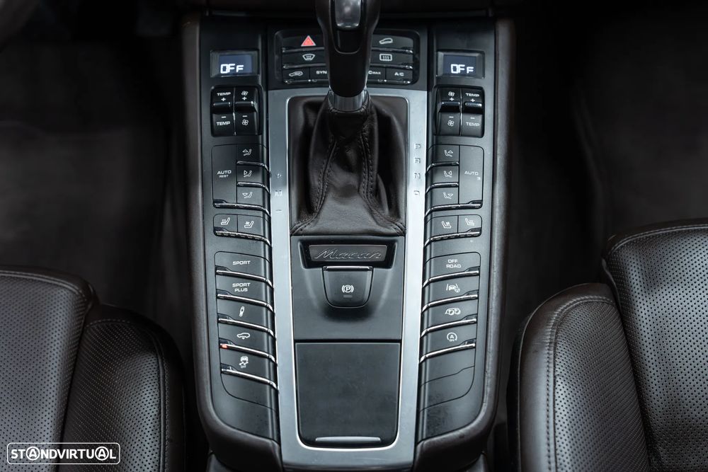 Porsche Macan Turbo PDK - 20