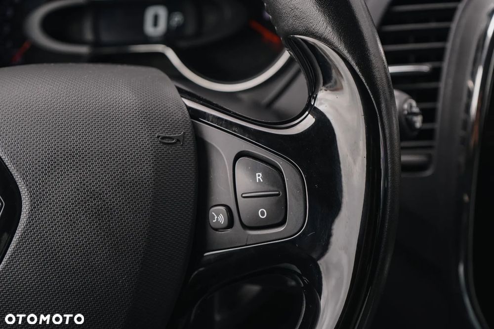 Renault Captur ENERGY TCe 120 EDC LIMITED - 28