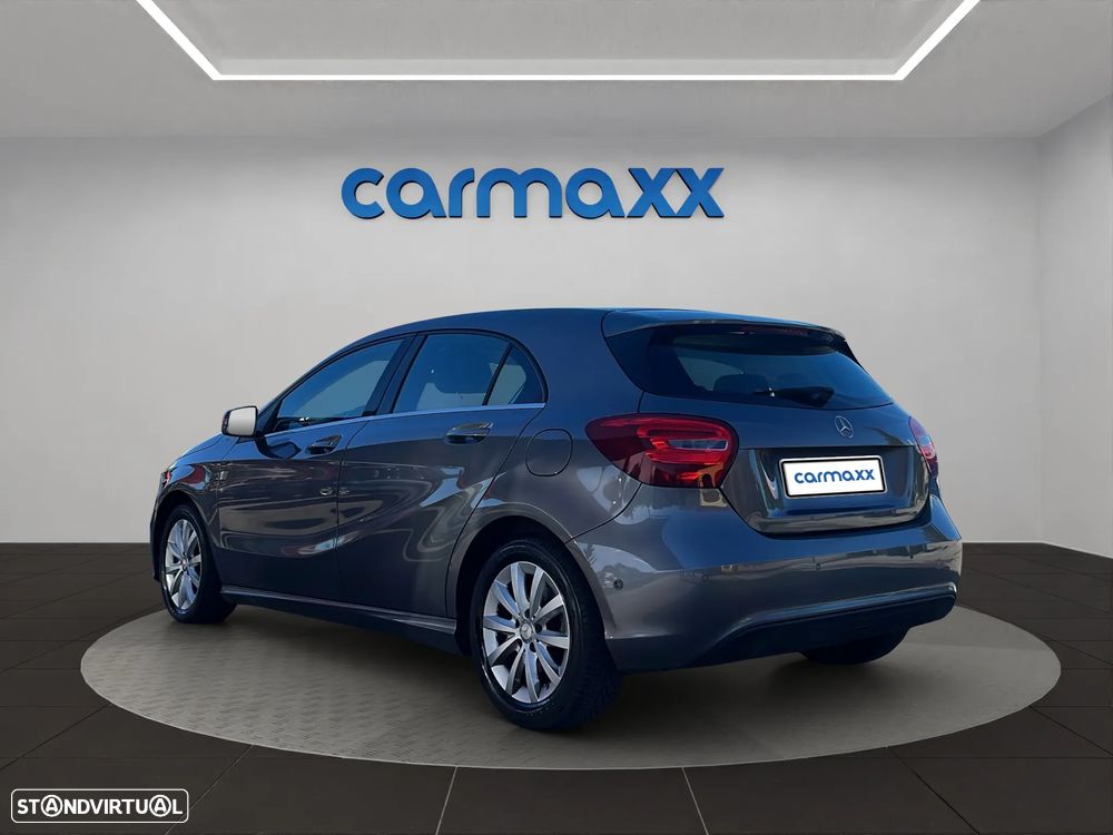 Mercedes-Benz A 180 d BlueEFFICIENCY Edition Style - 4