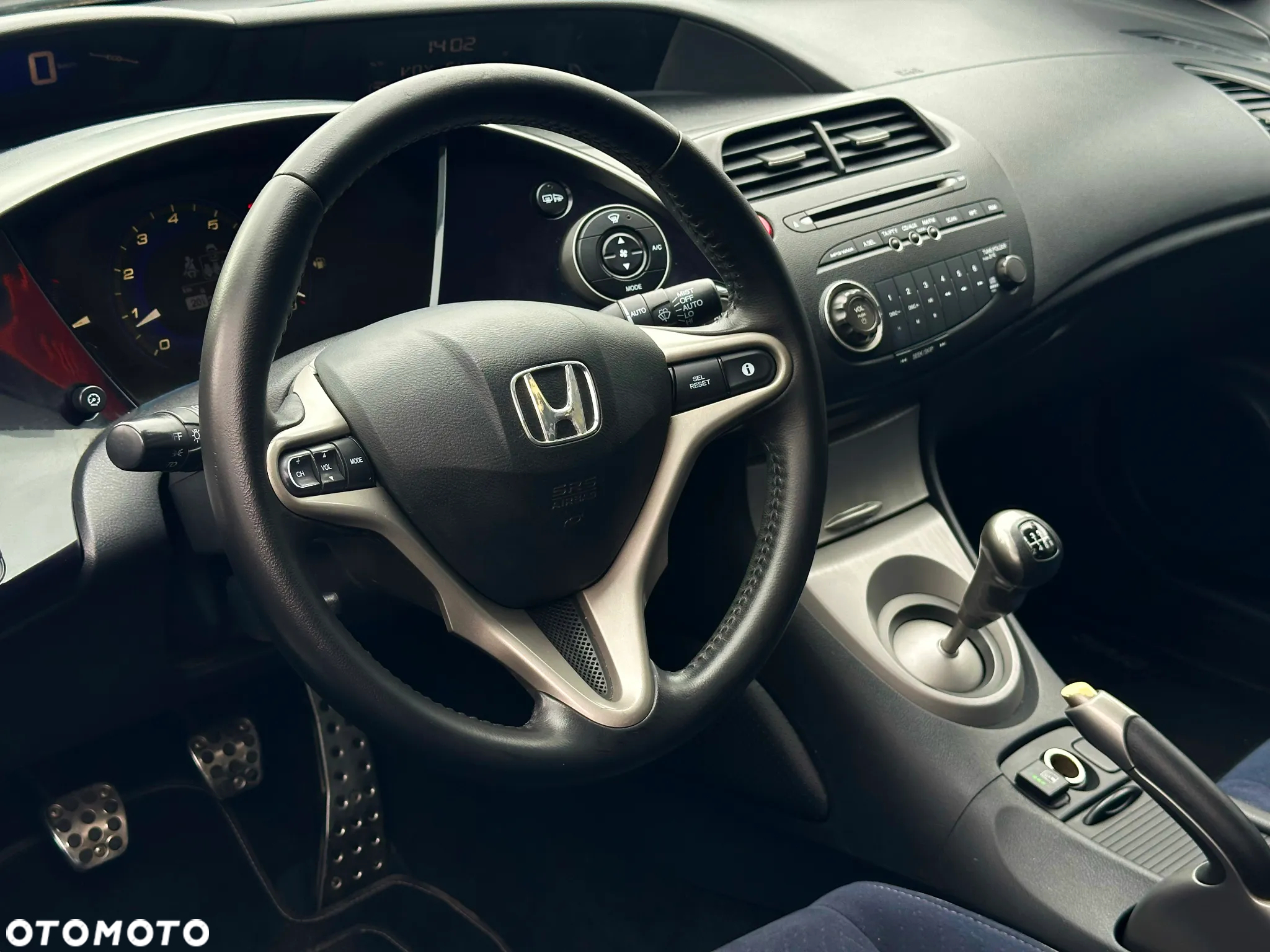 Honda Civic 1.4 Comfort - 10