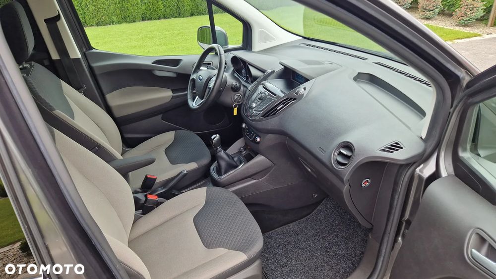 Ford Tourneo Courier 1.0 EcoBoost Titanium - 8
