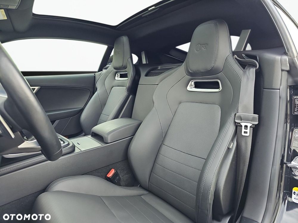 Jaguar F-Type AWD R - 12