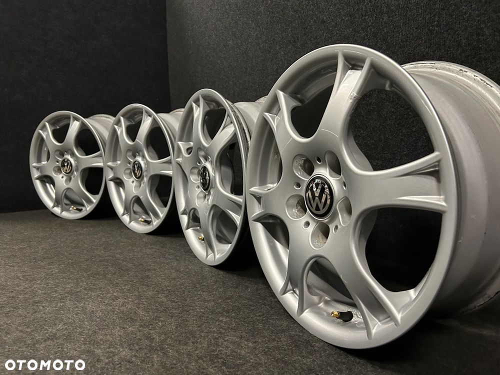 Alufelgi VW Golf 5, 6, Golf Plus, Touran, Caddy 16 cali 5x112 4szt. - 2