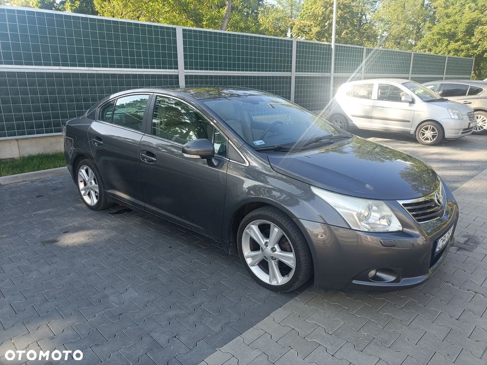 Toyota Avensis 2.0 D-4D Premium - 1